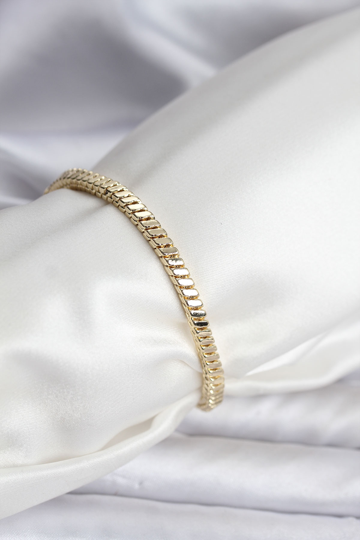 14K Gold Renk Kaplama Kare Zincir Model CM Kadın Bileklik
