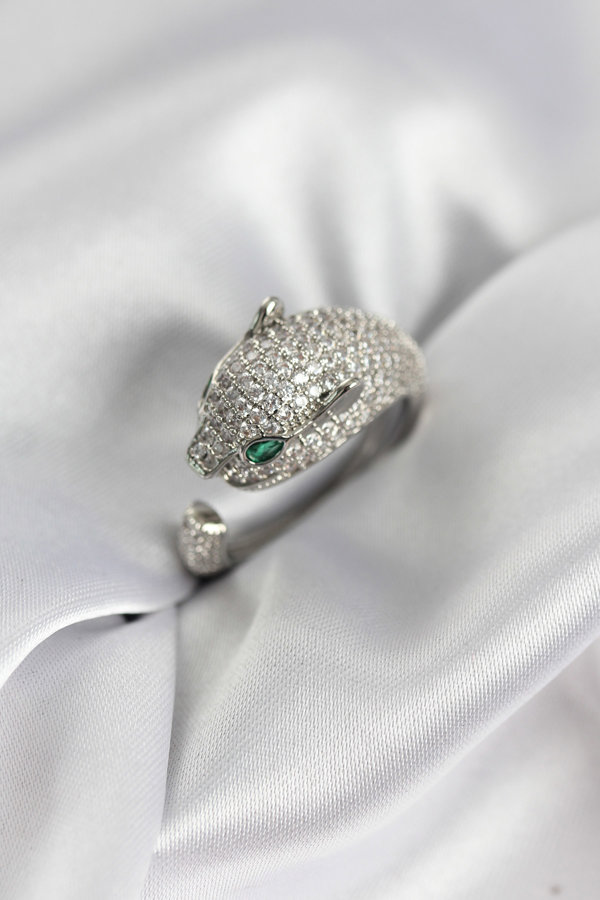 Jaguar Model Gümüş Renk Zirkon Taşlı Kadın Yüzük